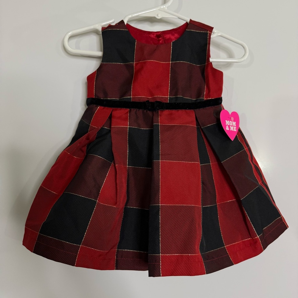New The Children’s Place Glitter Buffalo Plaid Pleated Red Dress 3-6 months